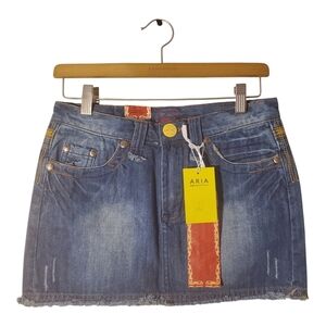 Aria / Jessica Simpson Y2K Blue Denim Skirt Size 2 NWT